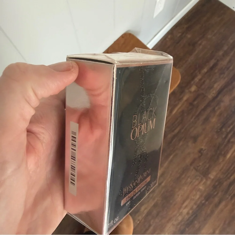 Yves Saint Laurent Black Opium Eau de Parfum - Brand New in Package & box. - Picture 3 of 3